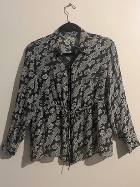 Liz Claiborne Collection Black & White 100% Silk Floral Snap-Front Blouse